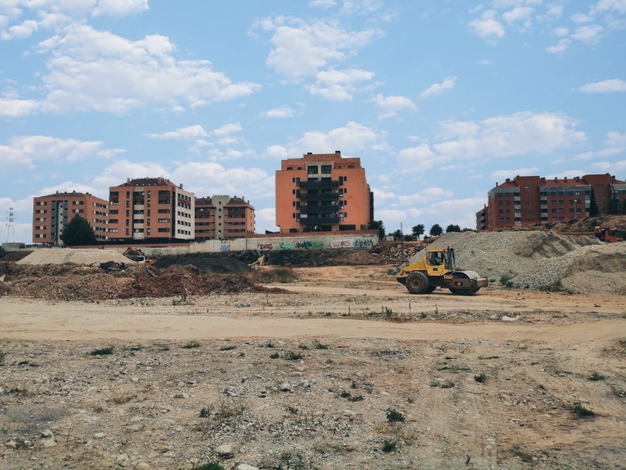 Peri Rio Urbanización del PERI Río San Miguel en Logroño.