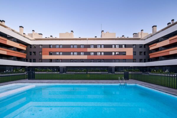 Piscina residencial Erreuno